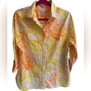 🔥🧡Chico’s size 2 (L/12) colorful no iron stretch button up blouse. 3/4 sleeves